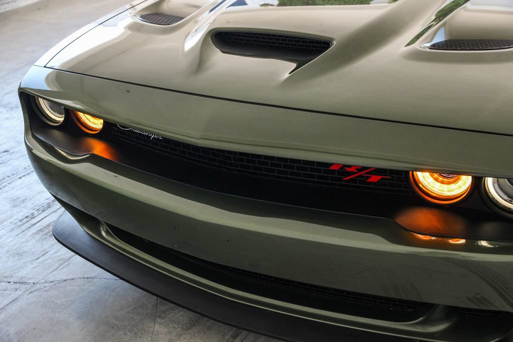 Used 2021 Dodge Challenger R/T Scat Pack RWD image 9