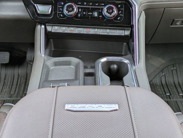 New 2025 GMC Sierra 2500 Denali w/ Denali Reserve Package image 23