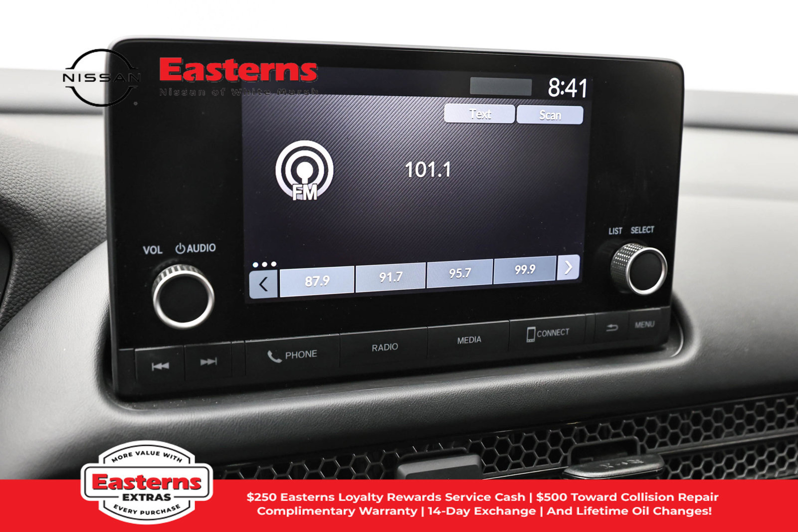 Used 2025 Honda HR-V Sport image 17