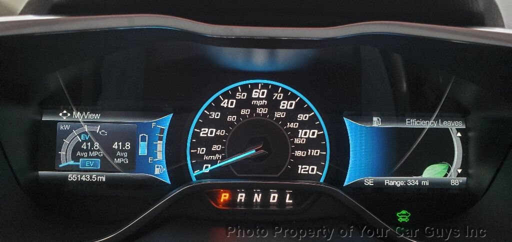 Used 2018 Ford C-MAX Titanium FWD image 22