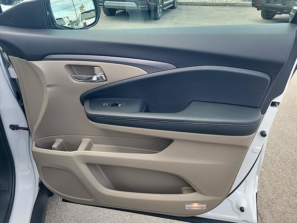Used 2023 Honda Ridgeline RTL-E image 37