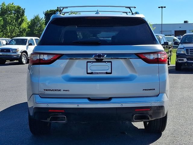 Used 2019 Chevrolet Traverse Premier w/ LPO, Blackout Package AWD/4WD image 8