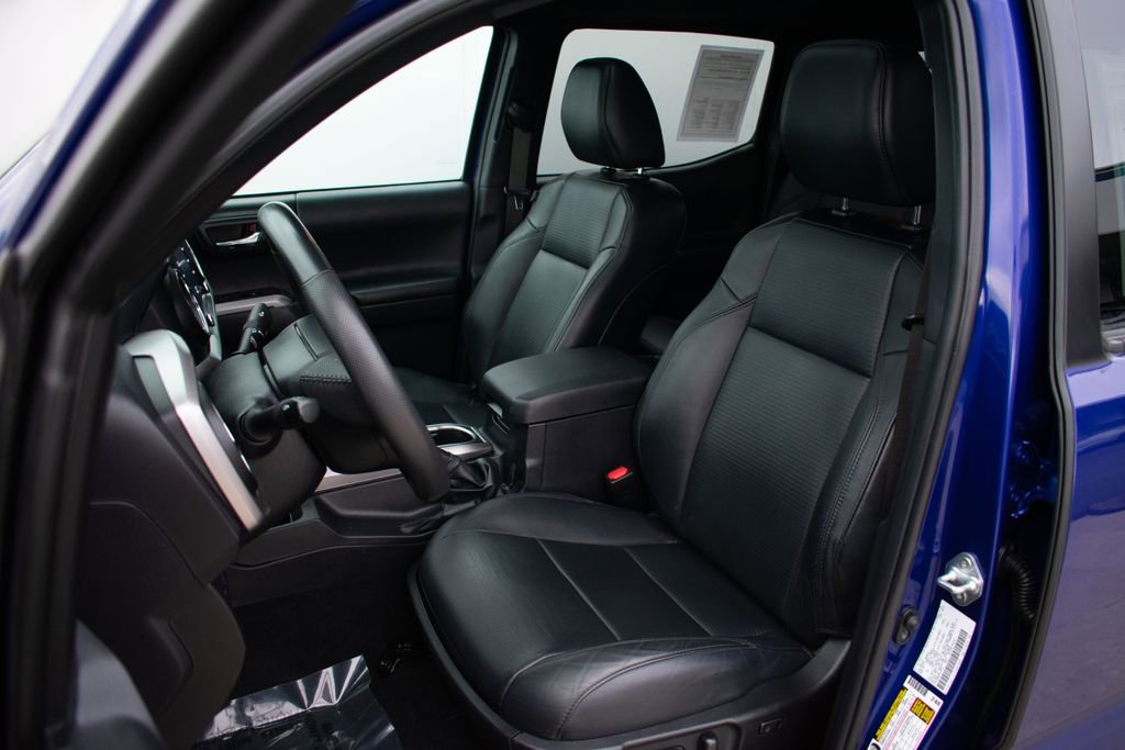Used 2023 Toyota Tacoma Limited image 23