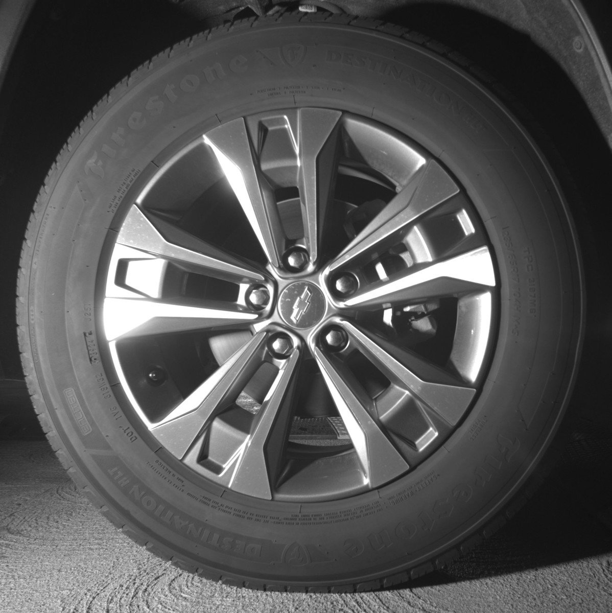 Used 2025 Chevrolet Equinox LT FWD image 13
