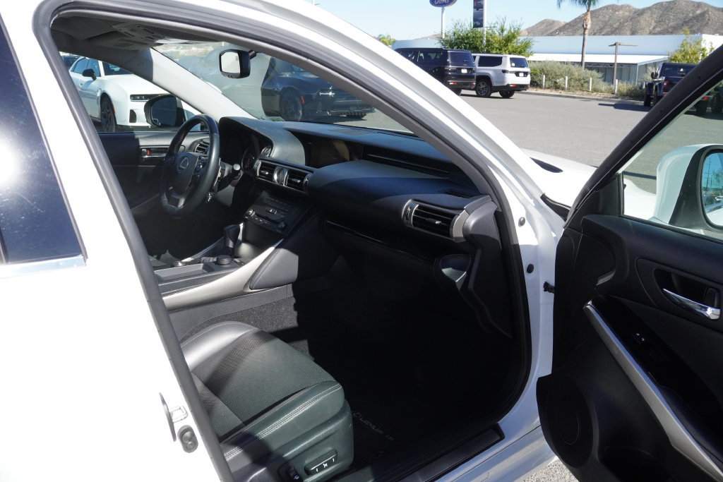 Used 2015 Lexus IS 250 RWD image 35