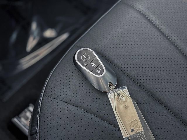 New 2026 Mercedes-Benz EQE 320 4MATIC SUV image 43