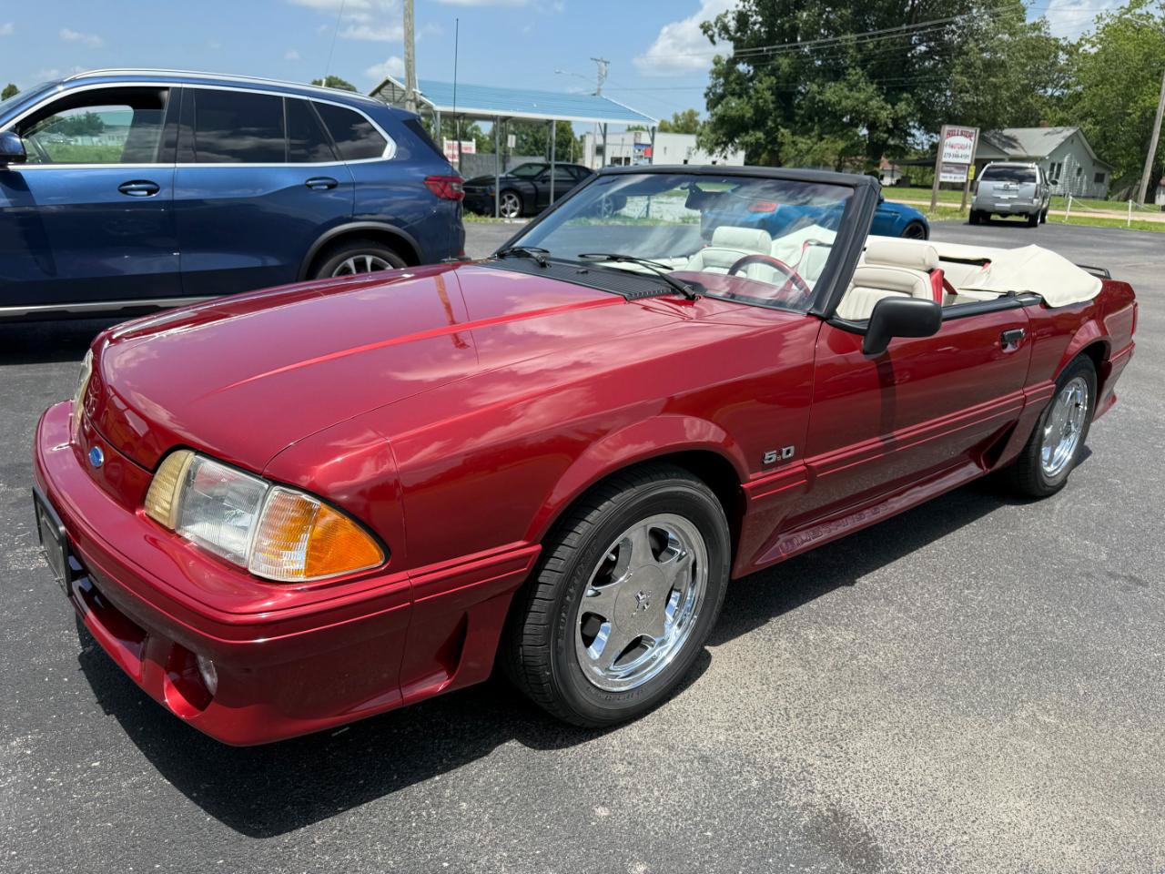 Used 1992 Ford Mustang GT RWD image 2