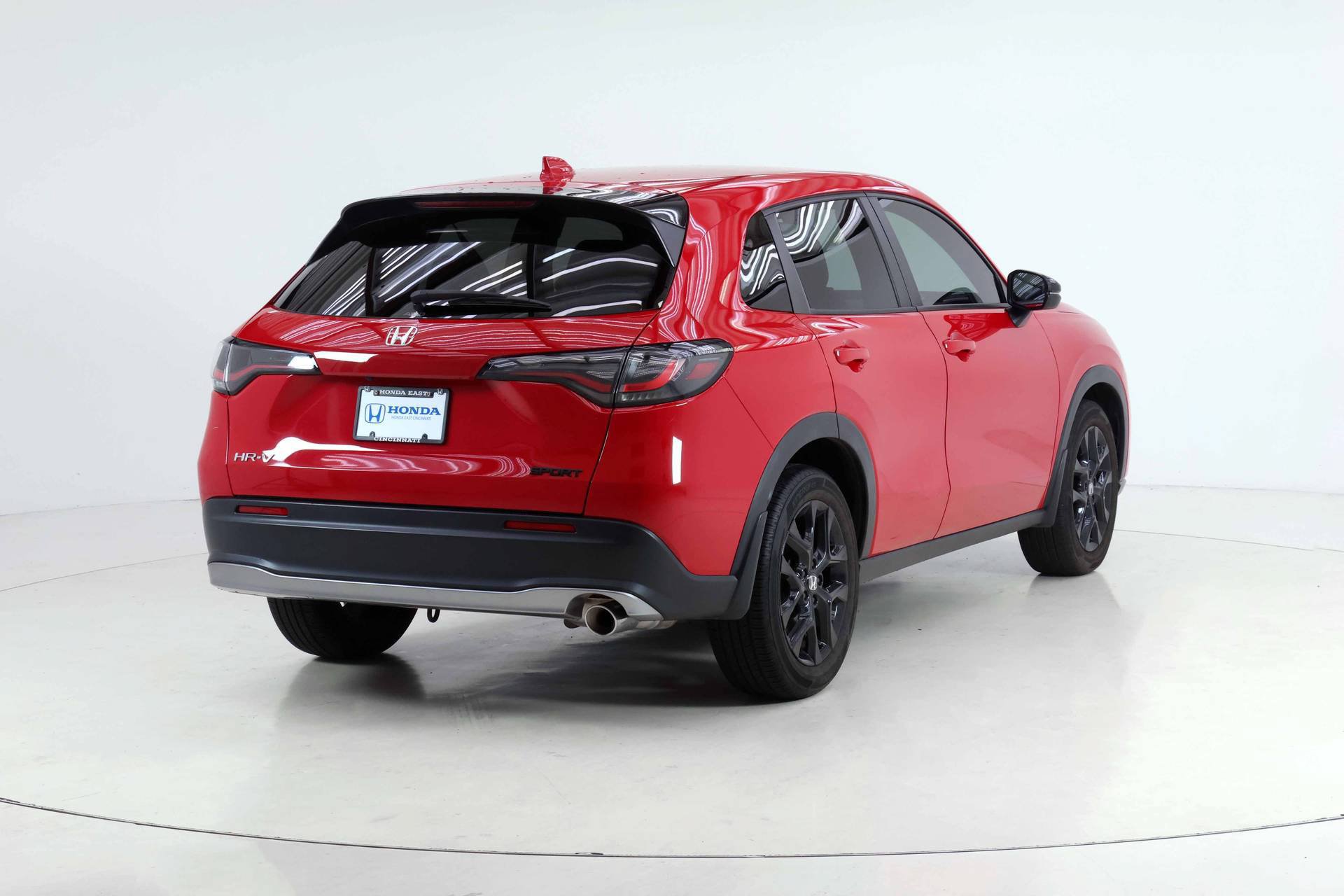 Certified 2024 Honda HR-V Sport image 2