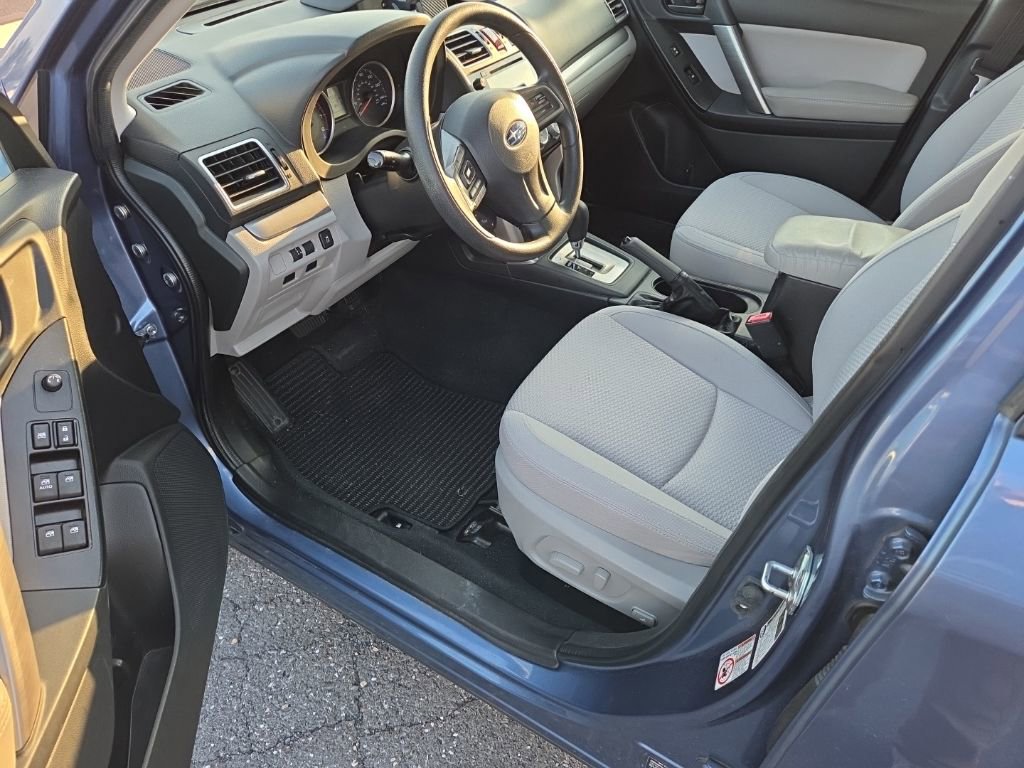 Used 2016 Subaru Forester 2.5i Premium w/ All-Weather Package image 9