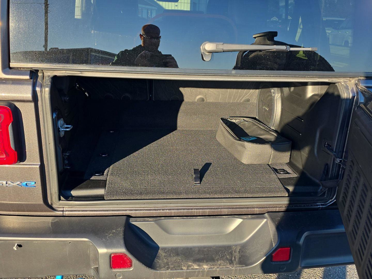 Used 2022 Jeep Wrangler Unlimited Sahara w/ Cold Weather Group image 46