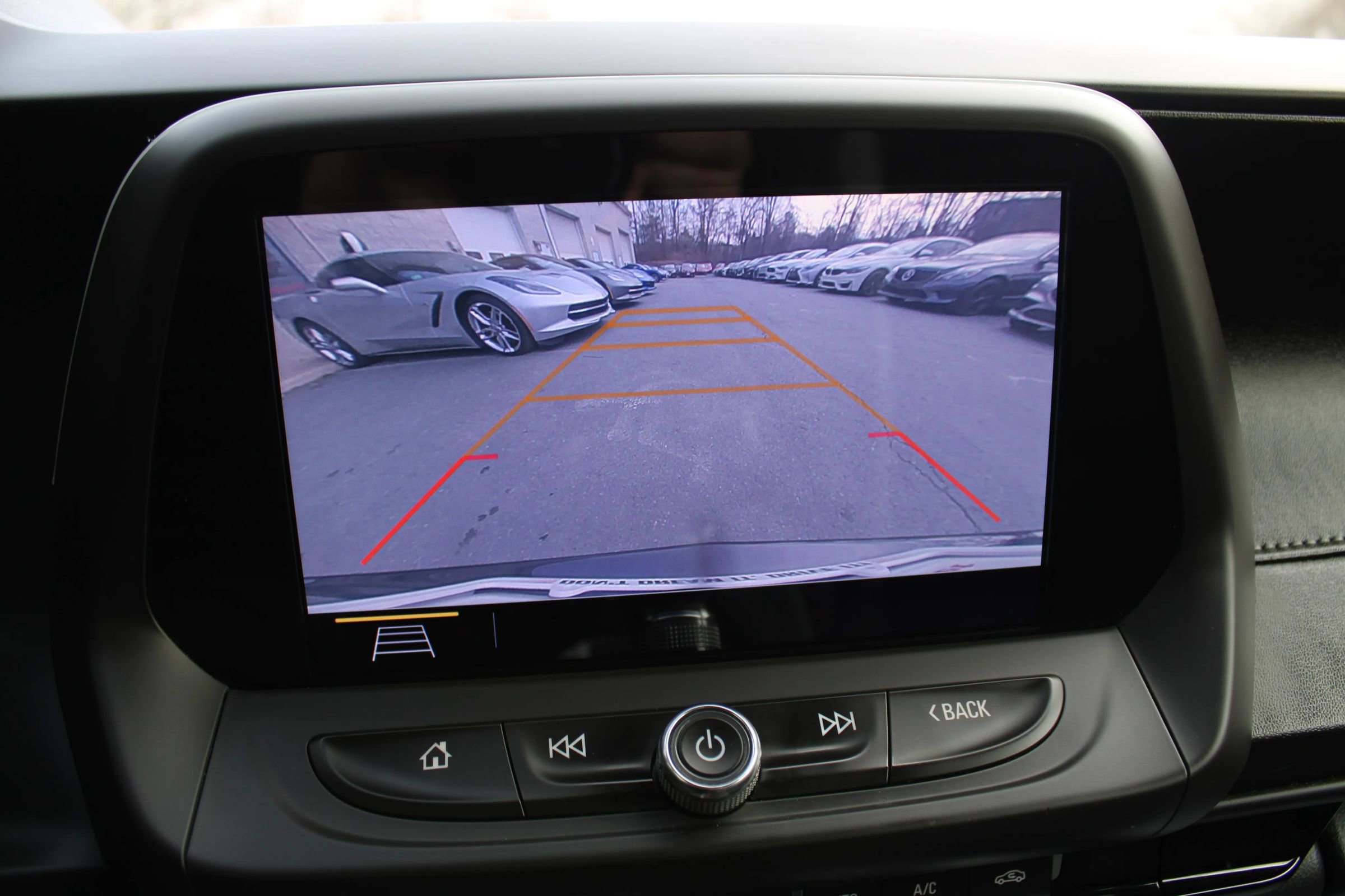 Used 2019 Chevrolet Camaro LT w/ Technology Package image 31