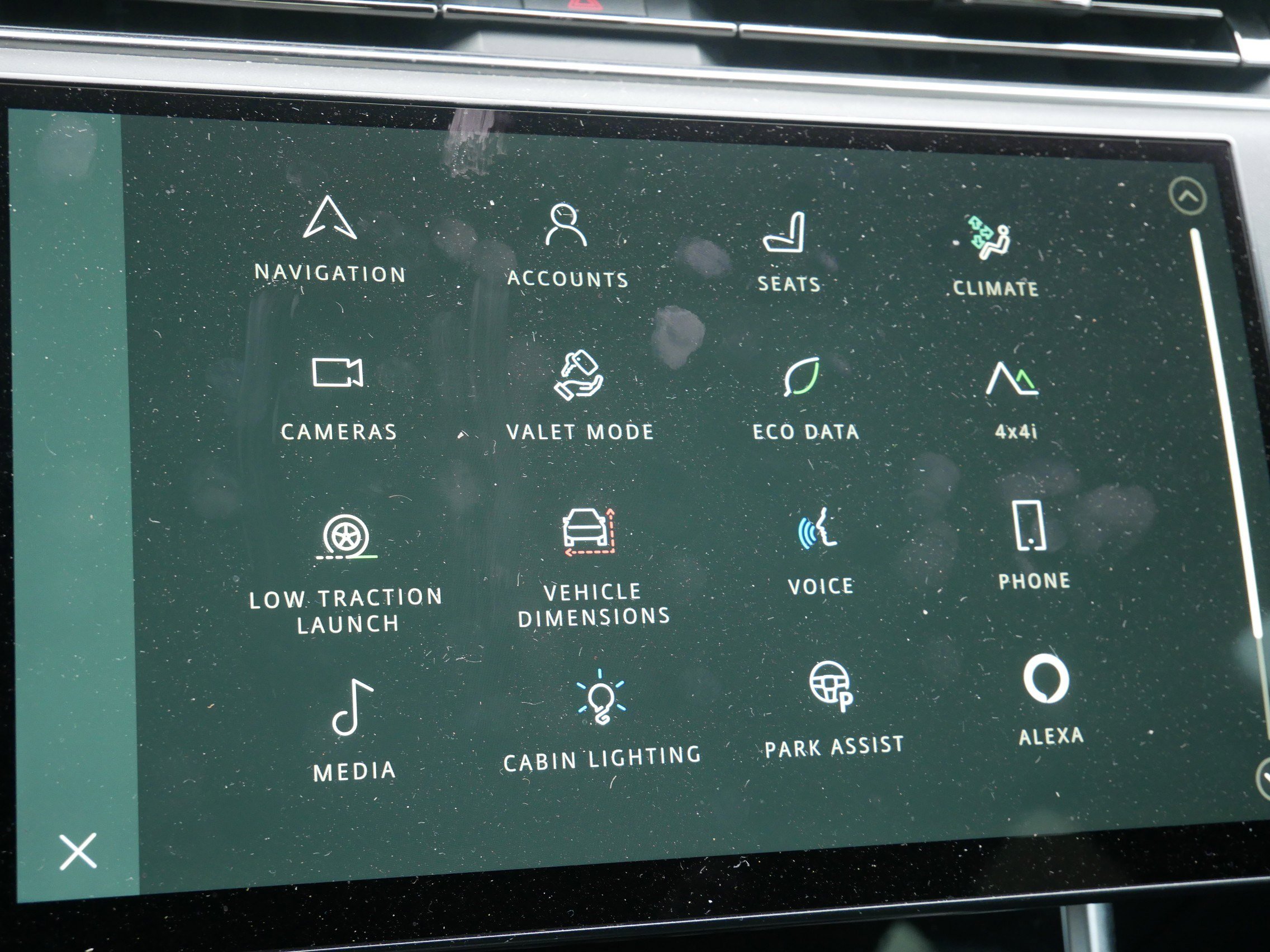 Used 2023 Land Rover Range Rover SE image 16