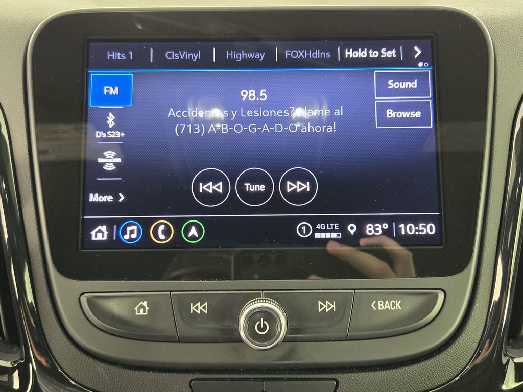 Used 2023 Chevrolet Equinox RS w/ RS Leather Package FWD image 18