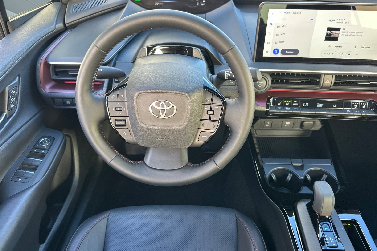 Used 2025 Toyota Prius Plug-In Hybrid image 29