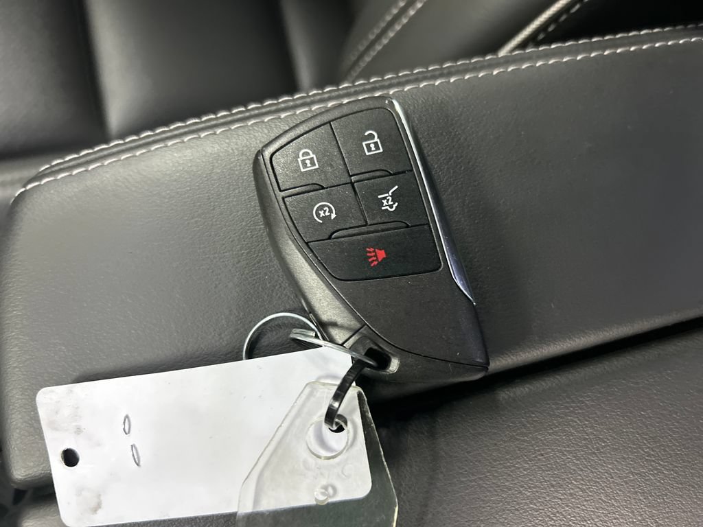 Used 2023 Buick Envision Essence FWD image 20
