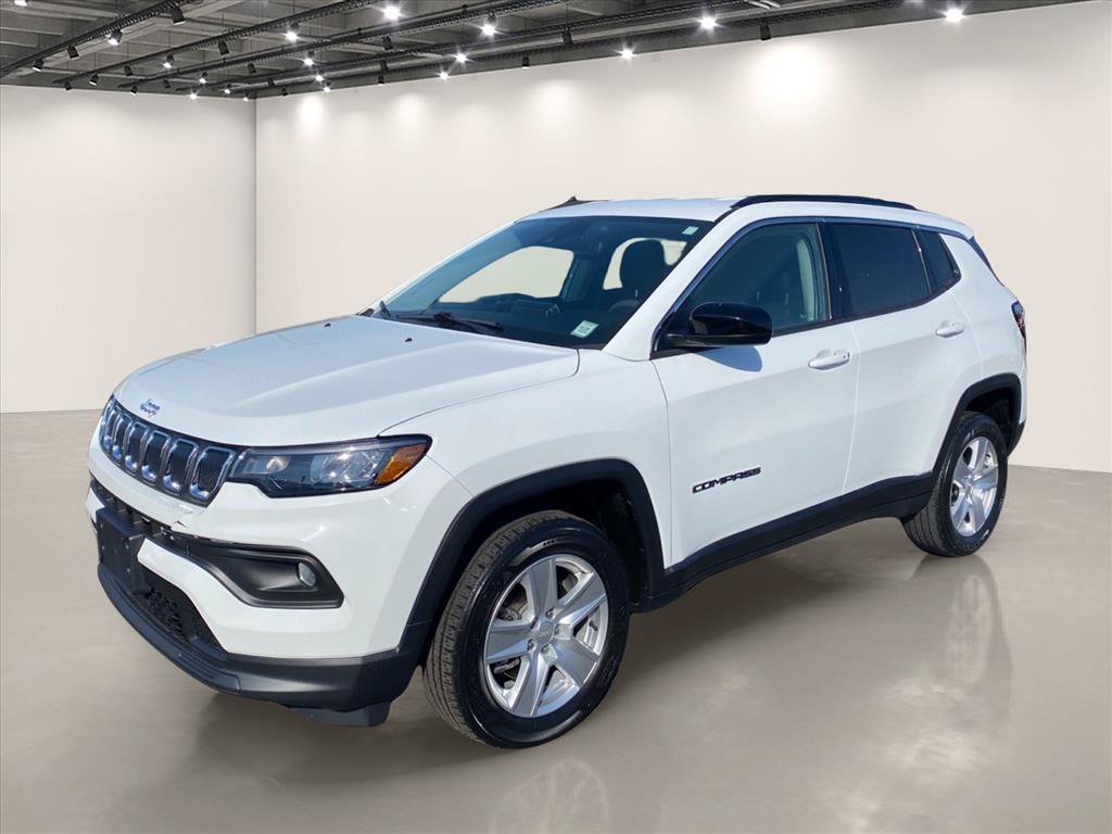 Used 2022 Jeep Compass Latitude AWD/4WD image 3