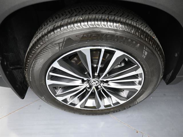 Certified 2026 Toyota Grand Highlander AWD Hybrid image 30