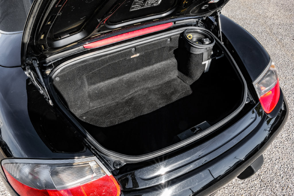 Used 2003 Porsche Boxster S RWD image 34
