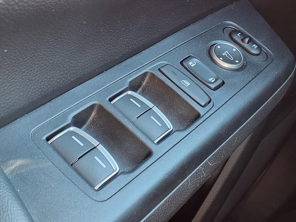 Used 2023 Honda CR-V Sport Touring image 12