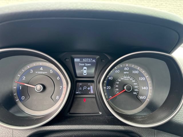 Used 2015 Hyundai Elantra GT w/ Option Group 03 FWD image 10