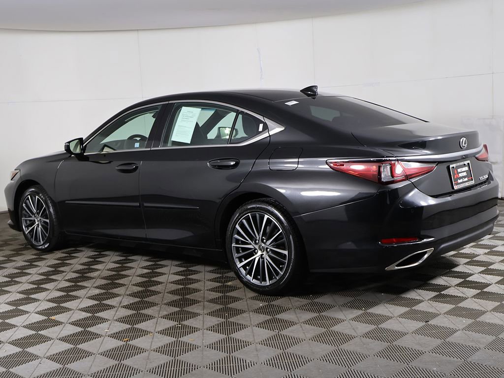 Used 2023 Lexus ES 350 w/ Premium Package FWD image 9