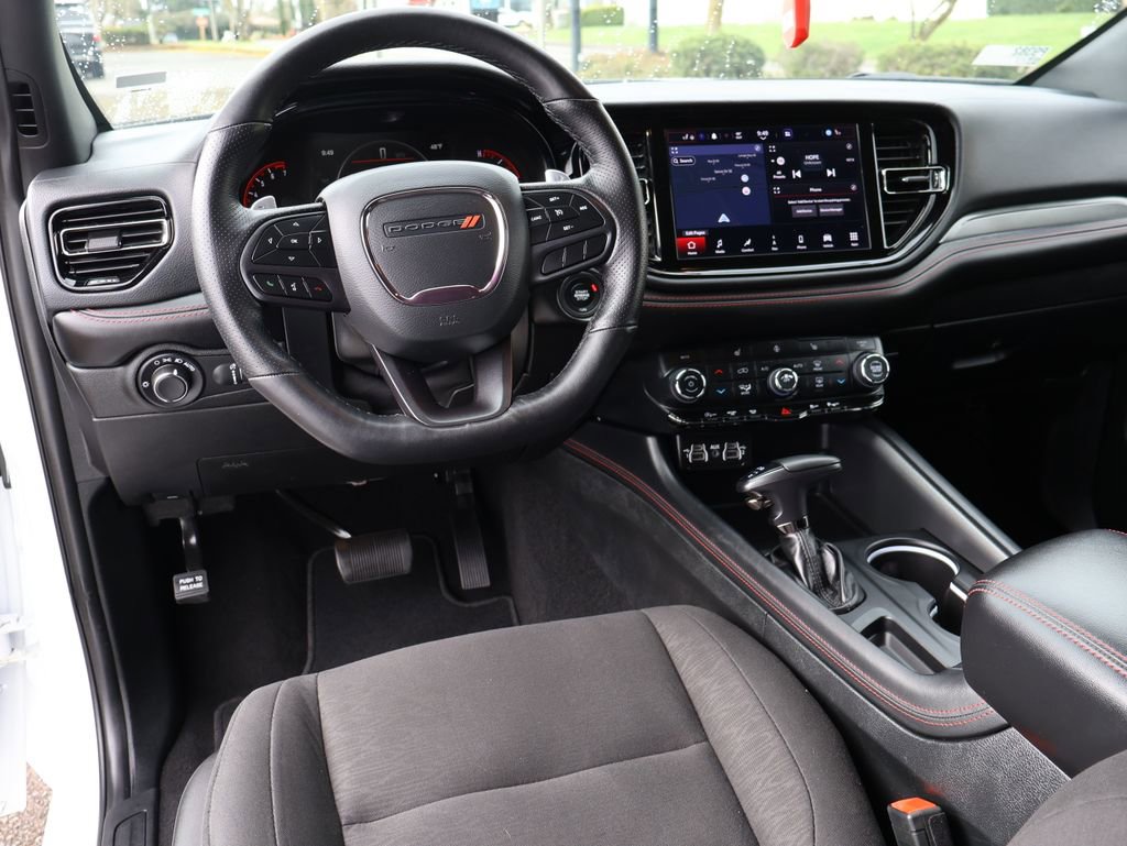 Used 2025 Dodge Durango GT image 23