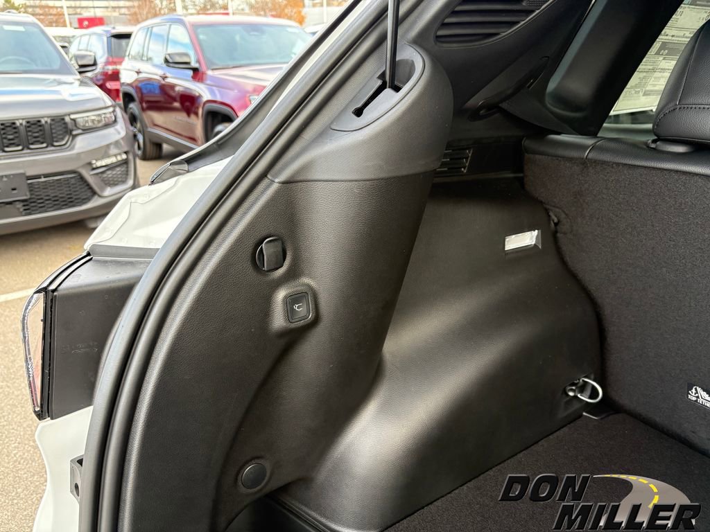 New 2026 Jeep Compass Trailhawk image 25