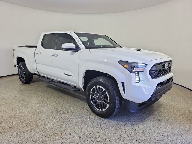 Used 2024 Toyota Tacoma TRD Sport RWD image 4