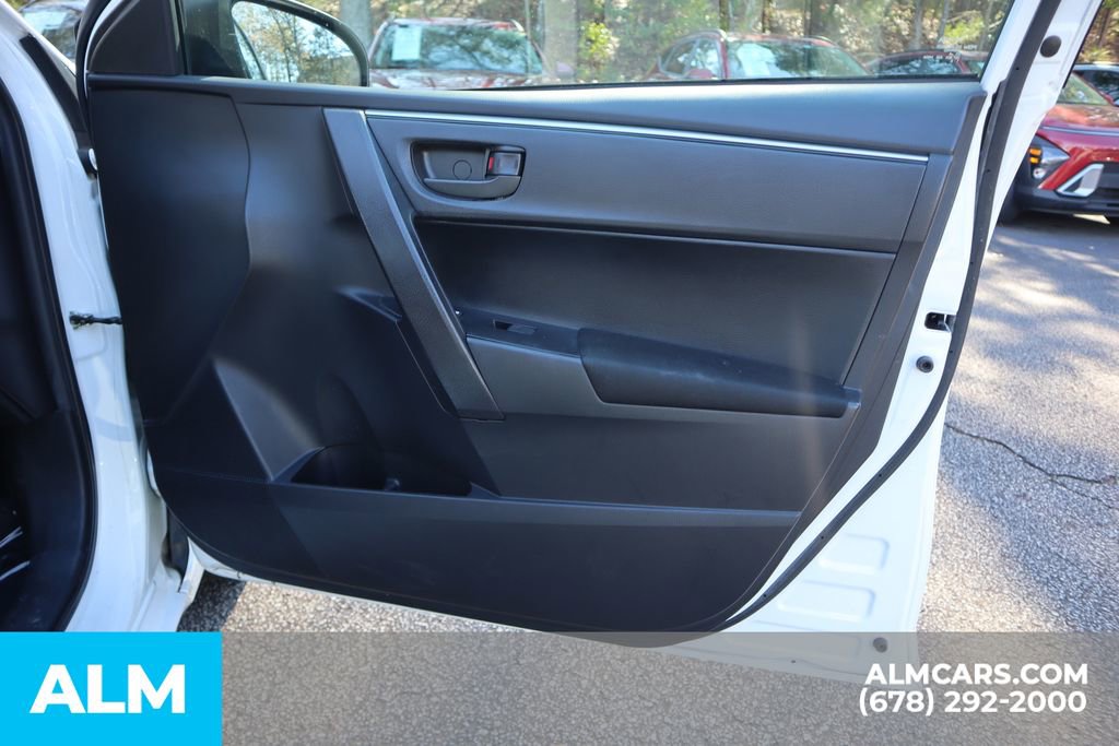 Used 2014 Toyota Corolla L FWD image 27