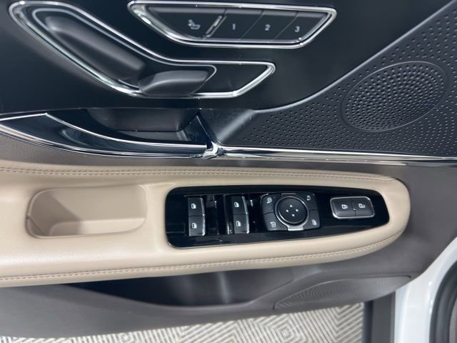 Used 2023 Lincoln Corsair AWD w/ Equipment Group 101A image 13