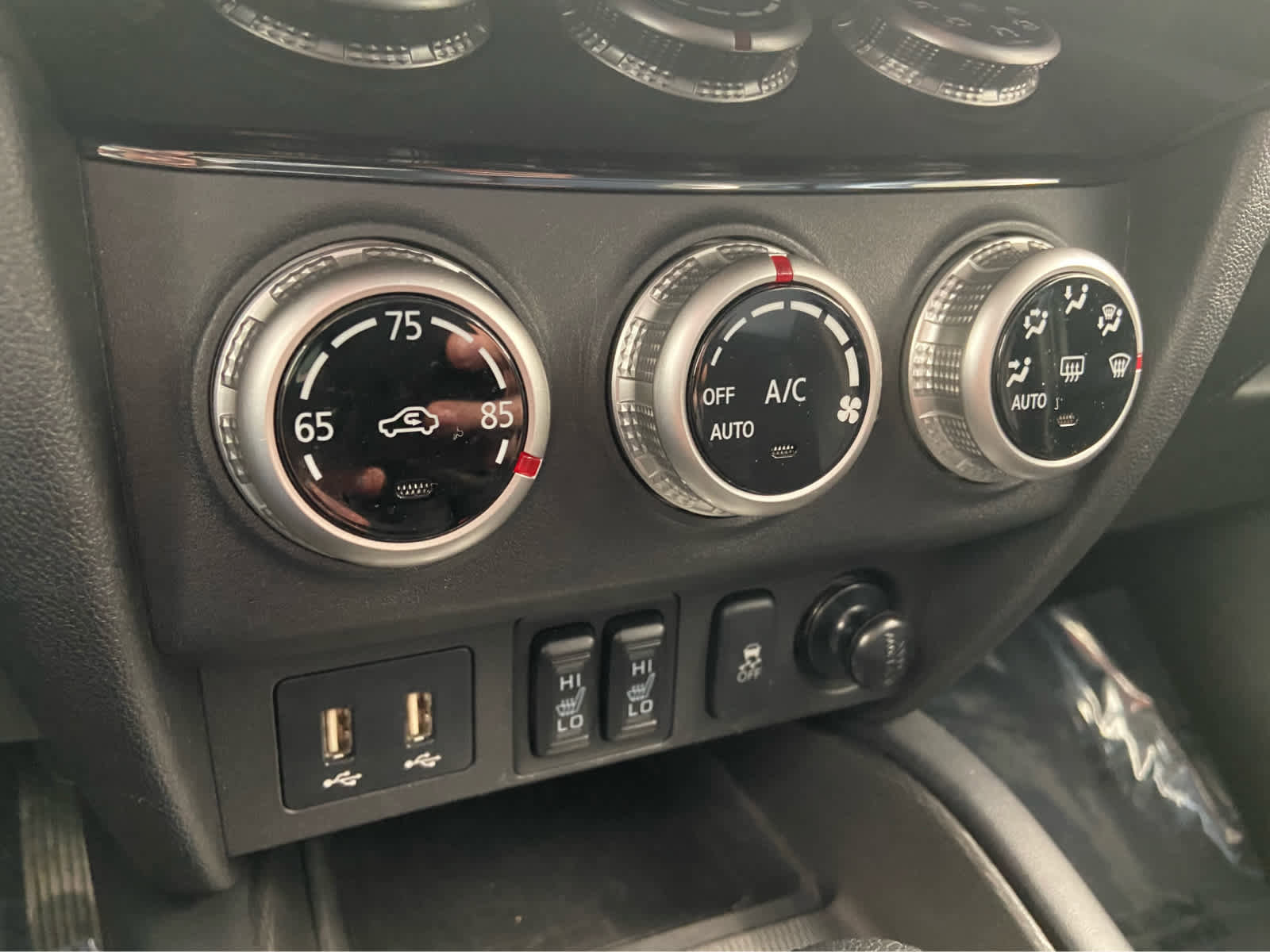 Used 2024 Mitsubishi Outlander Sport SE image 28