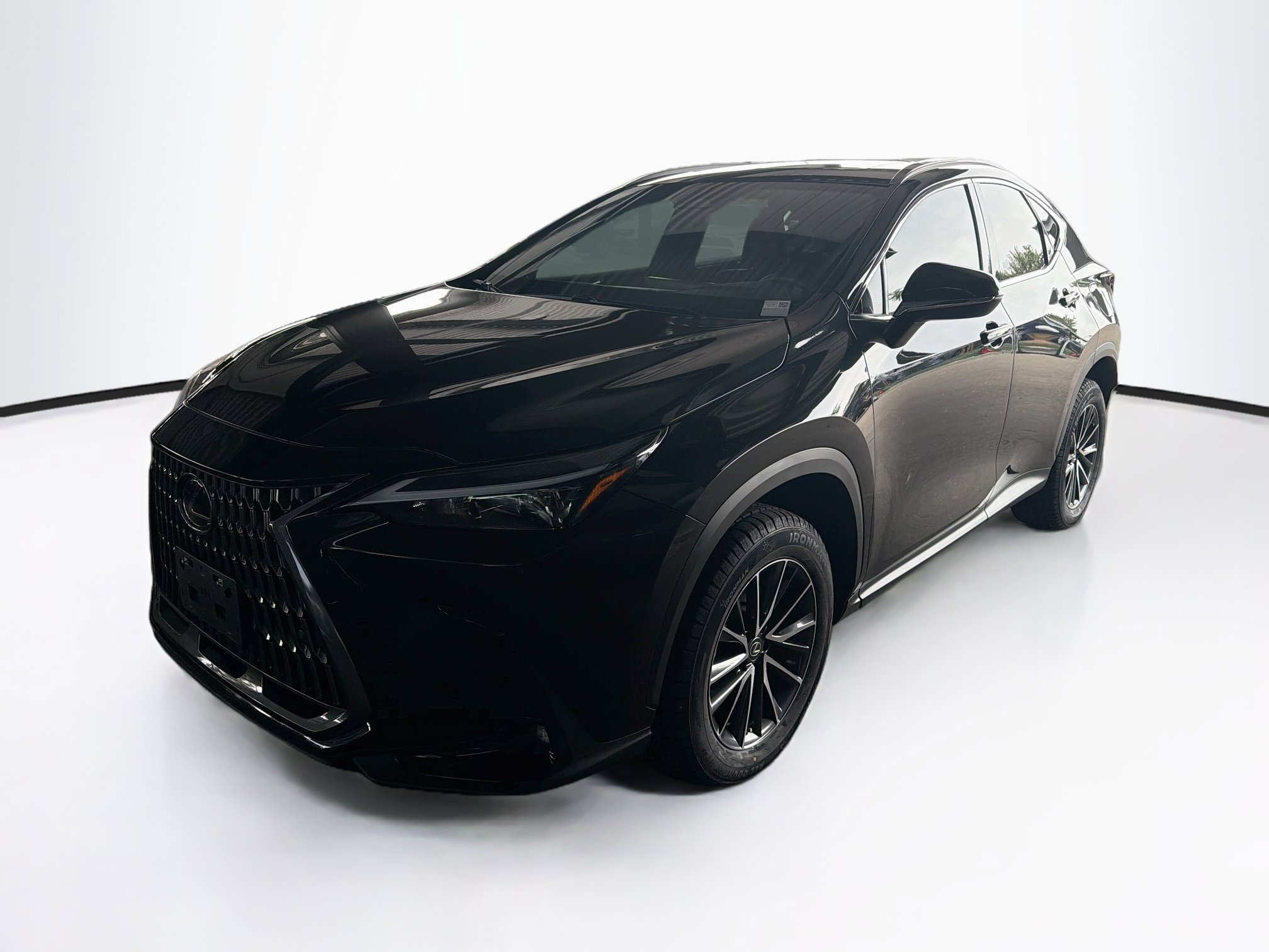 Used 2023 Lexus NX 350h AWD image 3