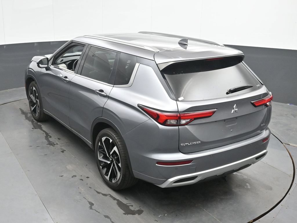 Used 2023 Mitsubishi Outlander SEL AWD/4WD image 40