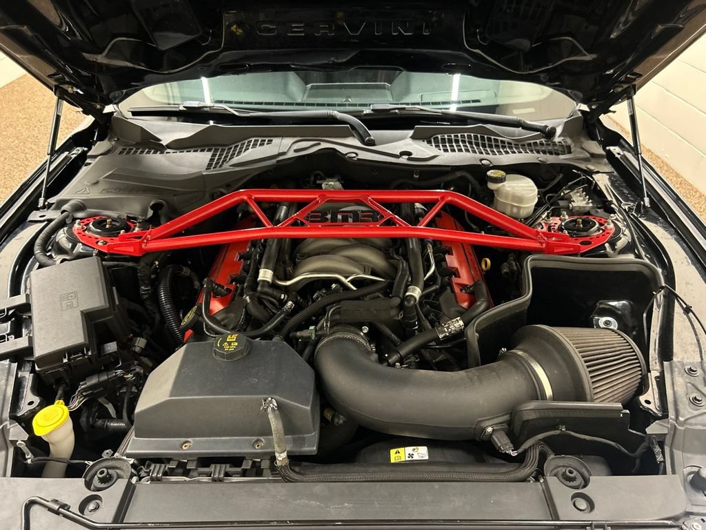 Used 2017 Ford Mustang GT w/ Black Accent Package RWD image 14