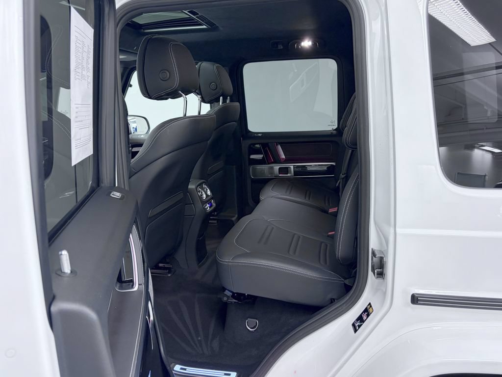 Used 2021 Mercedes-Benz G 550 image 18
