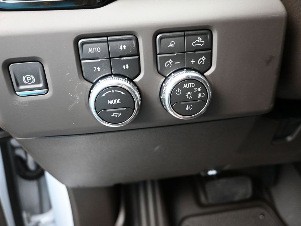 New 2026 GMC Sierra 3500 Denali w/ Technology Package image 14