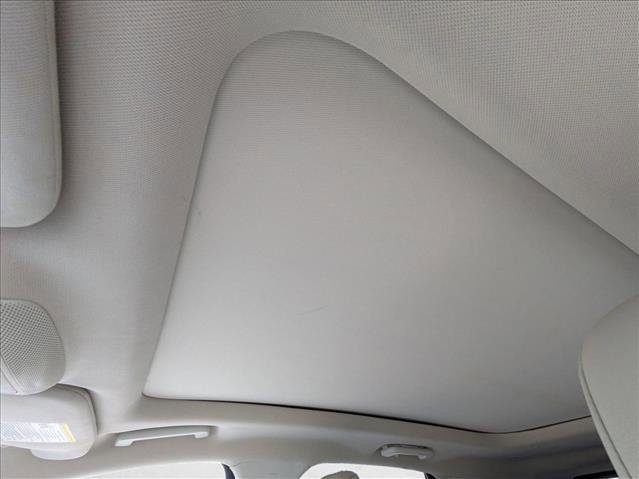 Used 2020 Ford Edge Titanium w/ Equipment Group 301A image 13