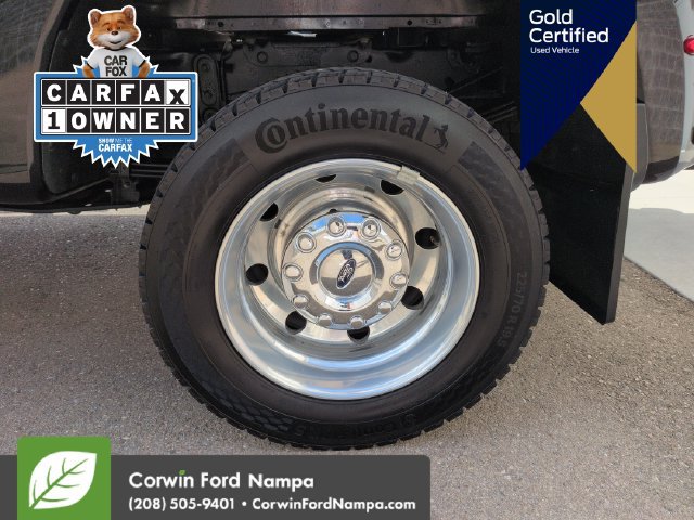 Used 2025 Ford F450 Platinum w/ FX4 Off-Road Package AWD/4WD image 35