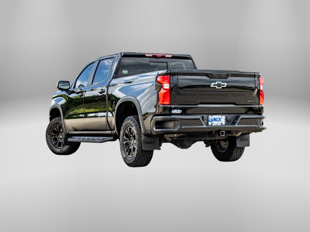 Used 2025 Chevrolet Silverado 1500 ZR2 w/ Technology Package AWD/4WD image 8