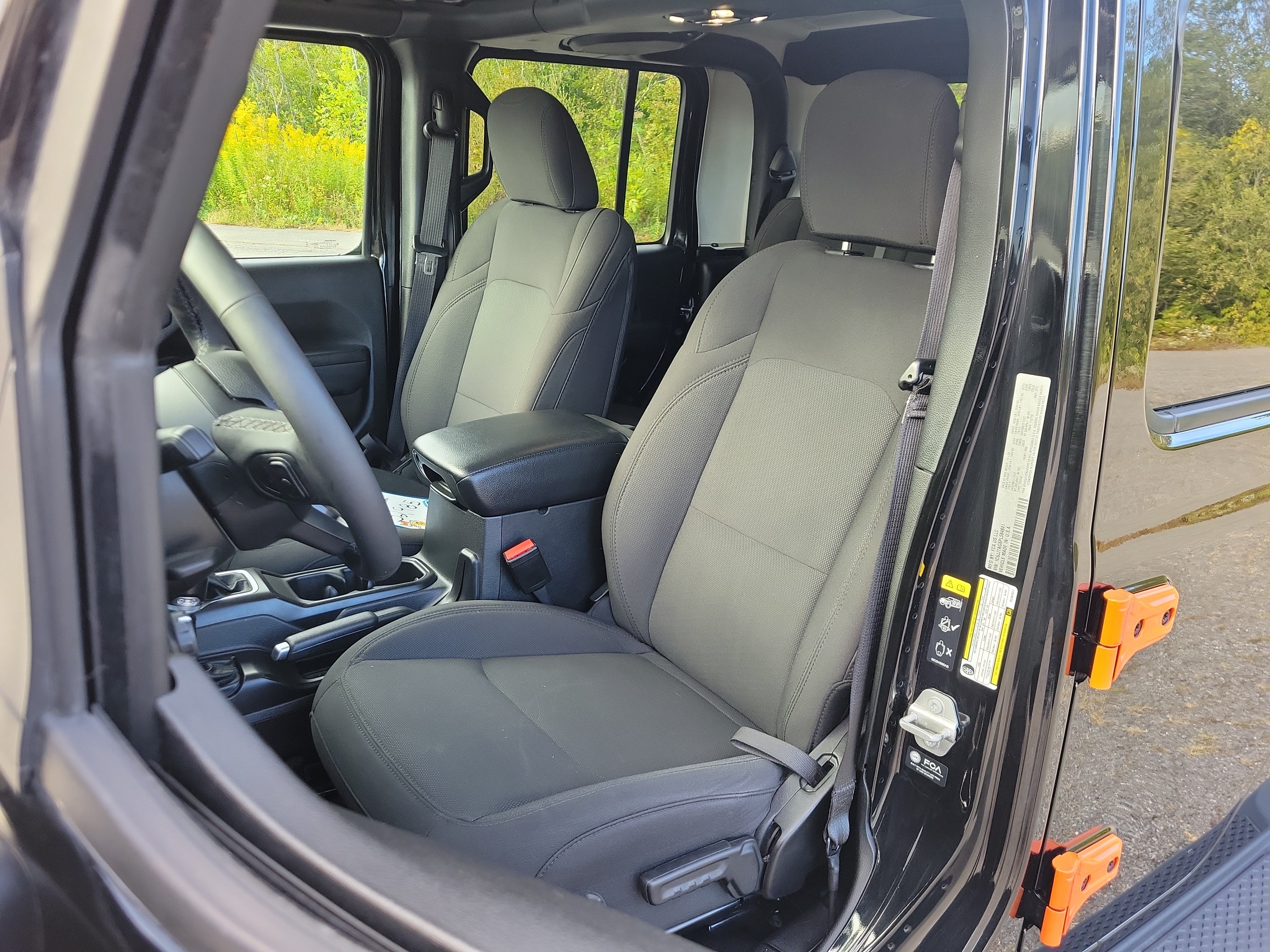 Used 2023 Jeep Gladiator Sport AWD/4WD image 14