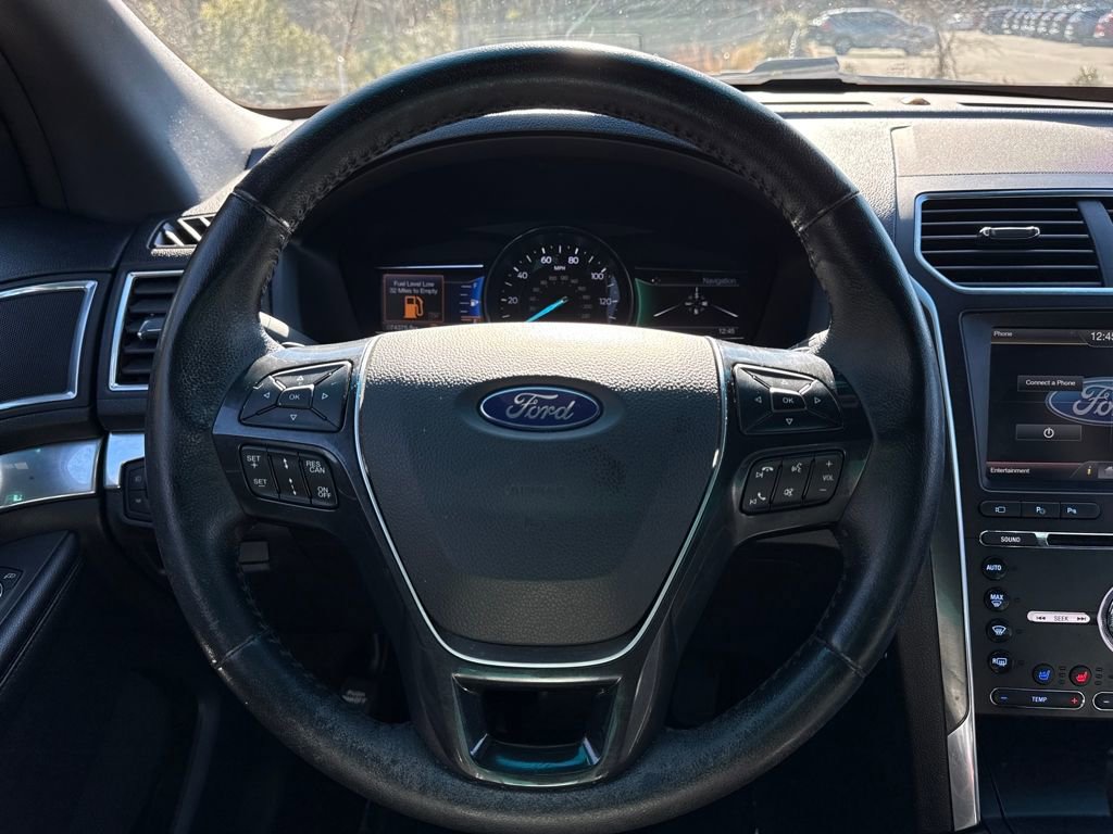 Used 2016 Ford Explorer Limited w/ Equipment Group 301A image 18