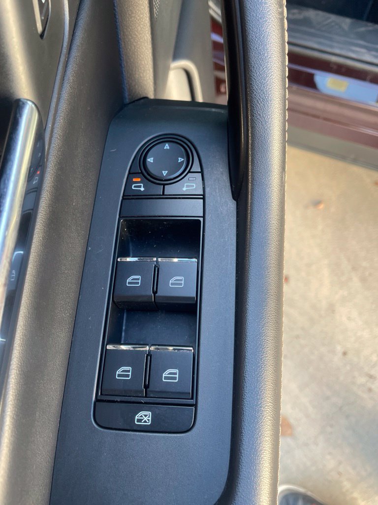 Certified 2024 MAZDA CX-90 Plug-In Hybrid w/ Premium Pkg AWD/4WD image 14