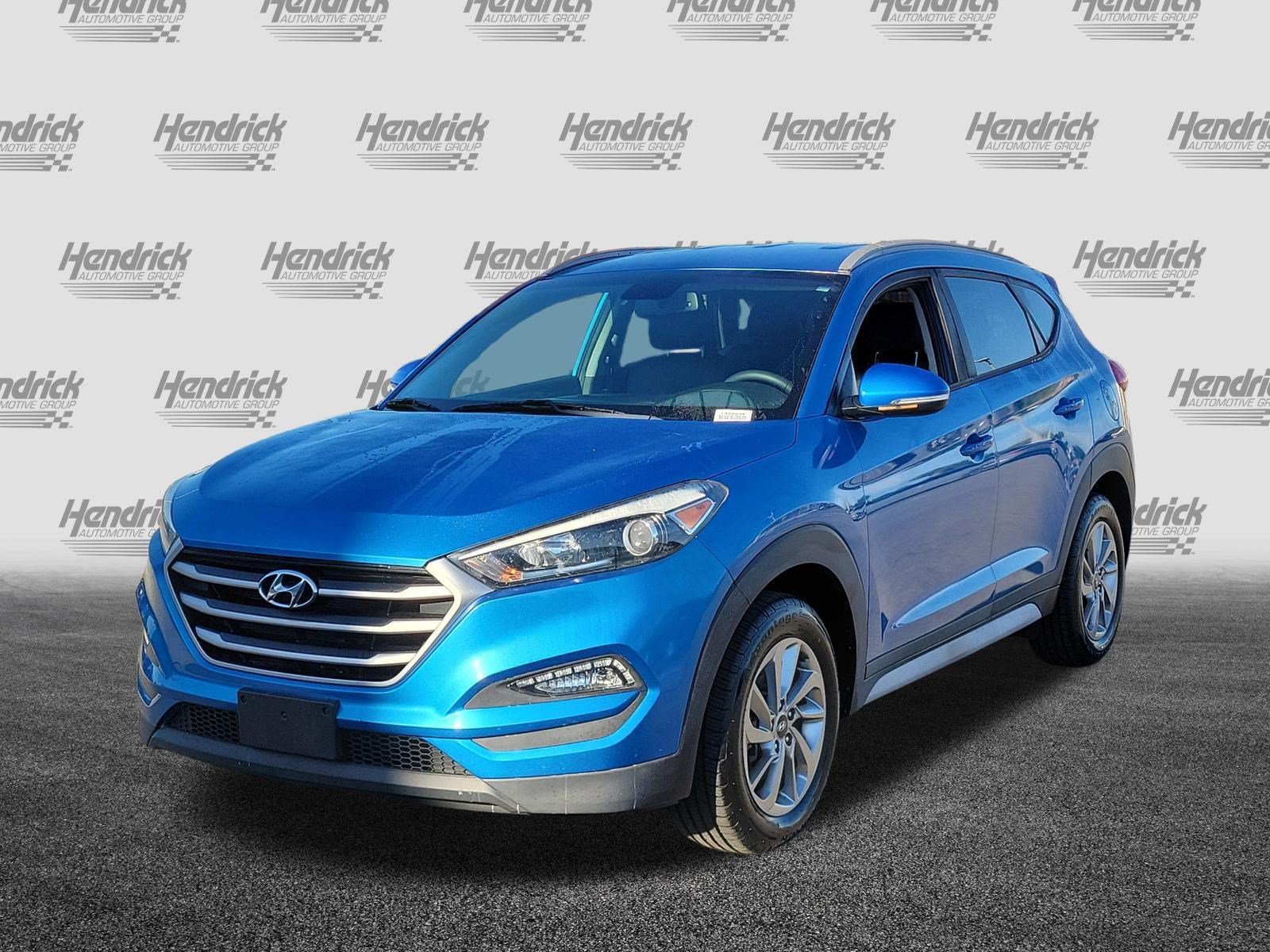 Used 2017 Hyundai Tucson SE Plus AWD/4WD image 3