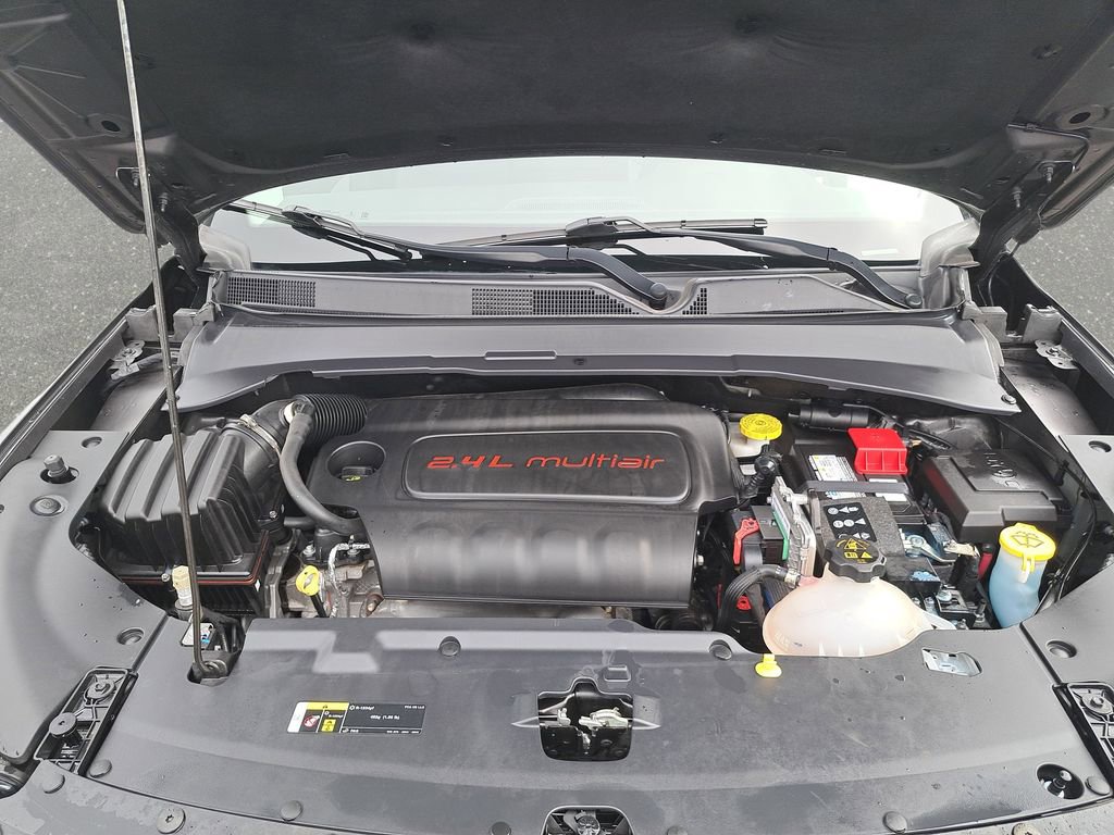 Certified 2022 Jeep Compass Limited AWD/4WD image 30