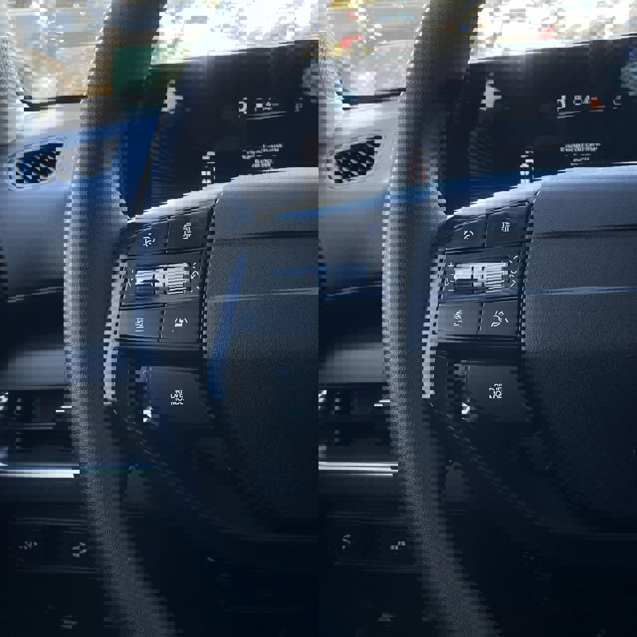 Used 2025 Kia K4 LXS image 13