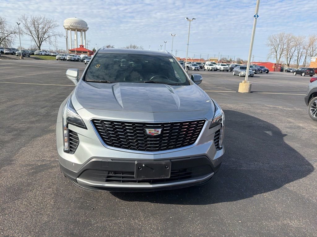 Used 2023 Cadillac XT4 Premium Luxury image 5