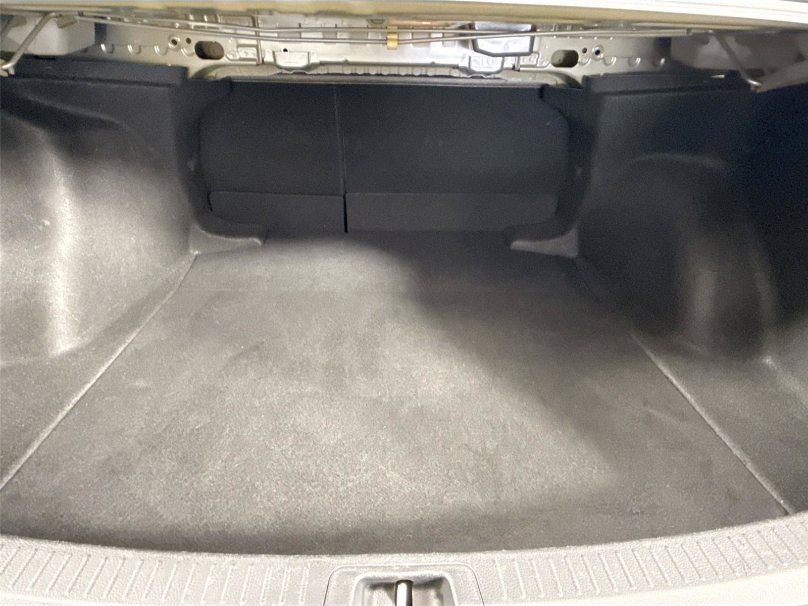 Certified 2020 Toyota Corolla LE FWD image 32