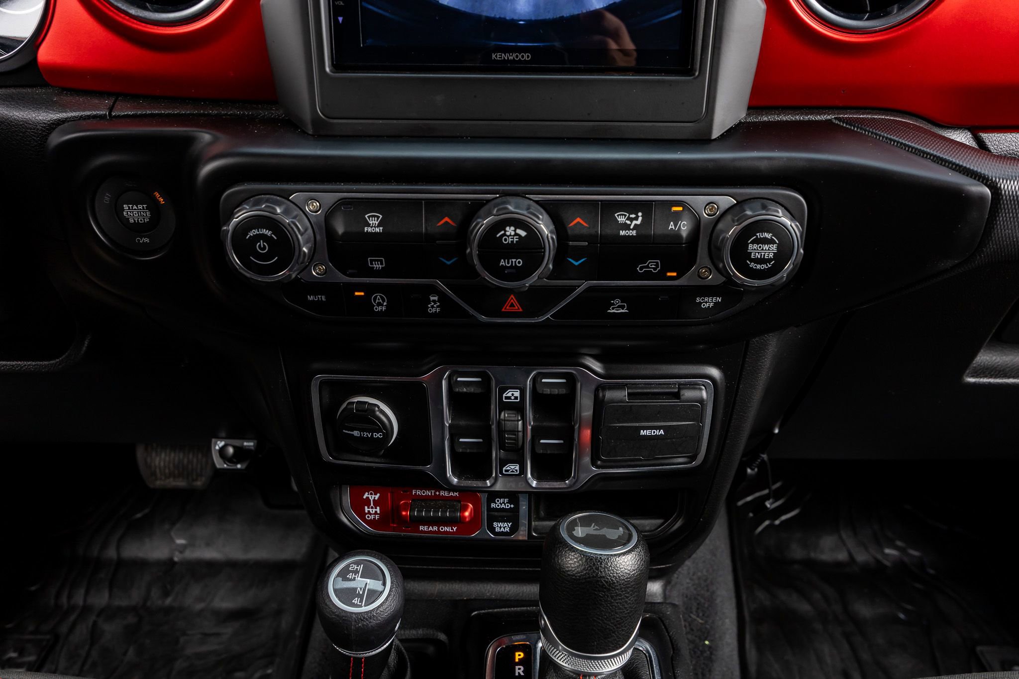 Used 2021 Jeep Wrangler Unlimited Rubicon AWD/4WD image 26