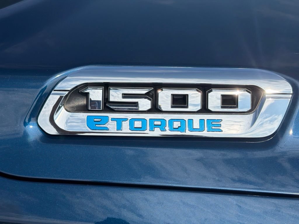 Used 2024 RAM 1500 Big Horn AWD/4WD image 8