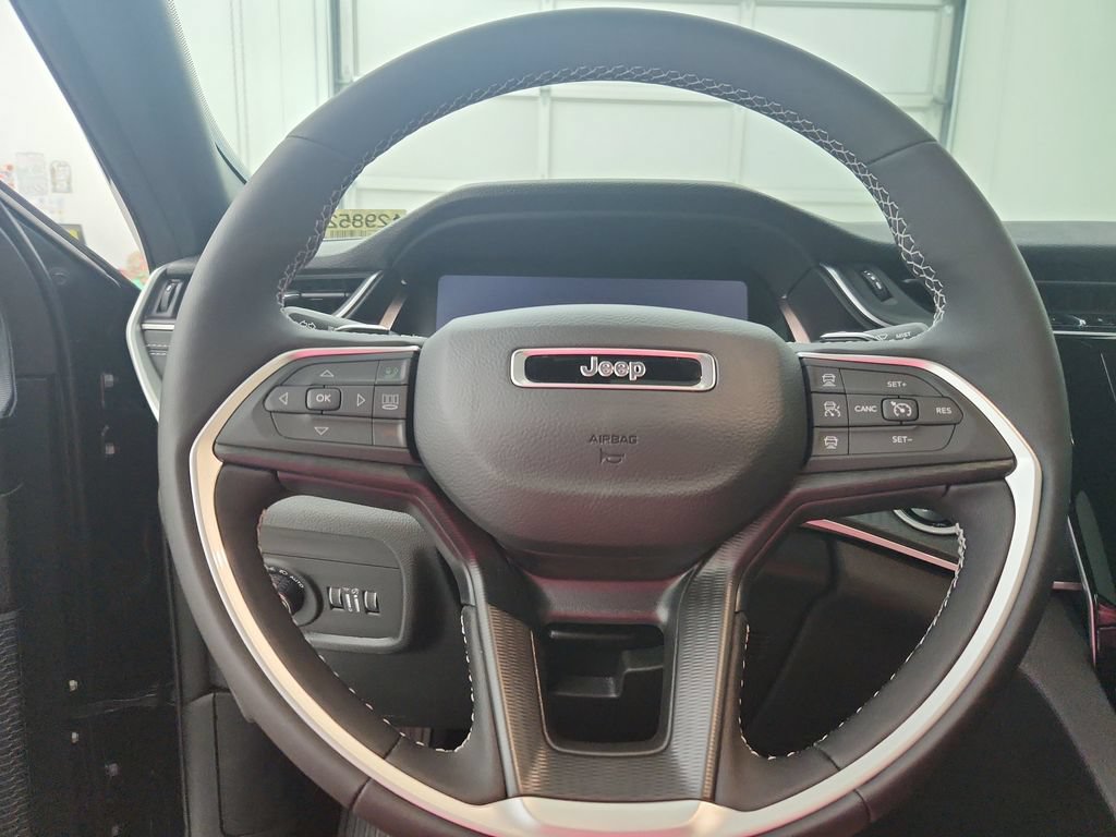 New 2026 Jeep Grand Cherokee Laredo X AWD/4WD image 22